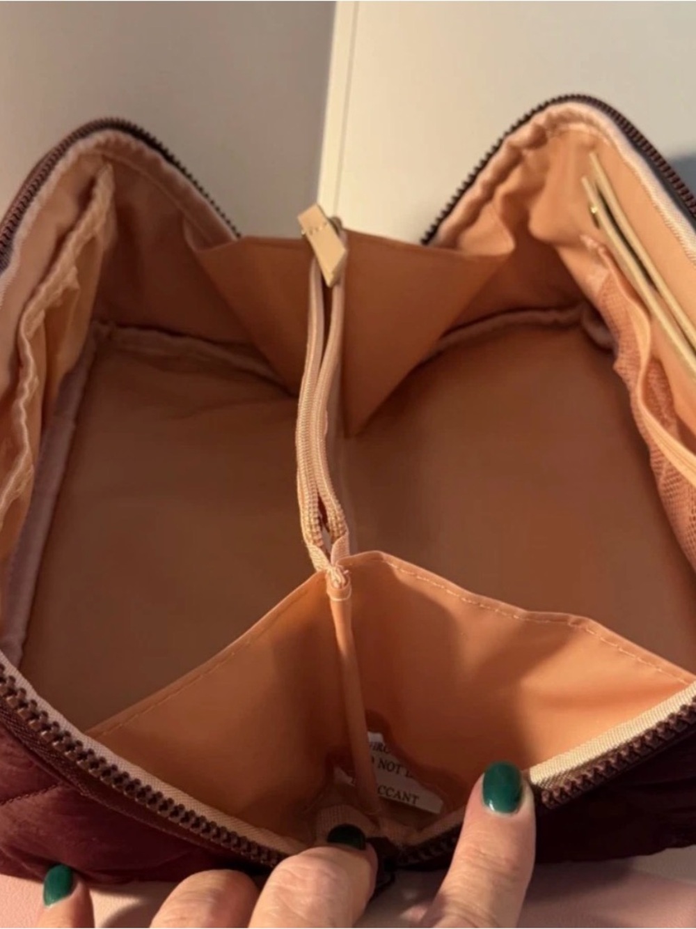 Poppy & Peonies Open and Glow Cosmetic Bag - Berry - Picture 3 of 5
